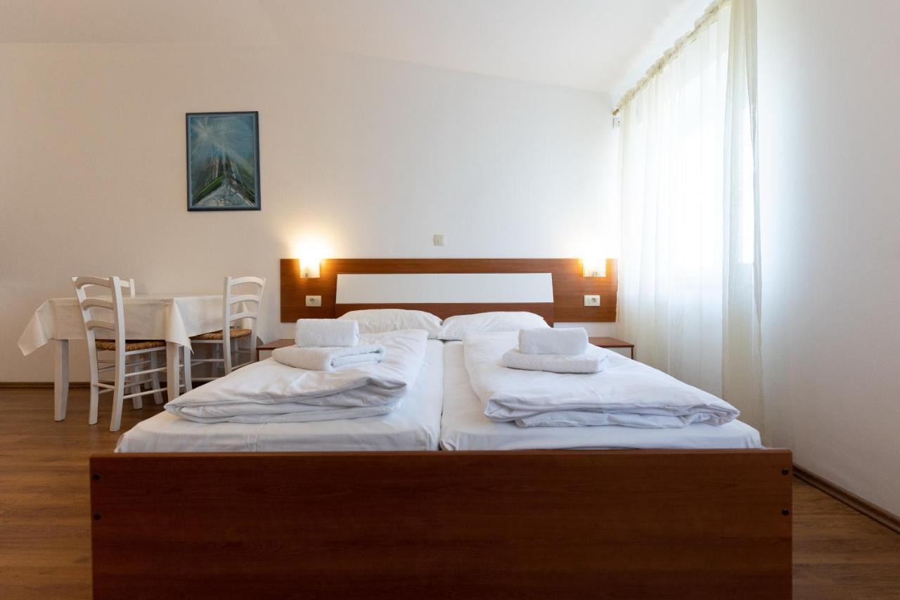 Apartments Liburnija Opatija Exterior photo